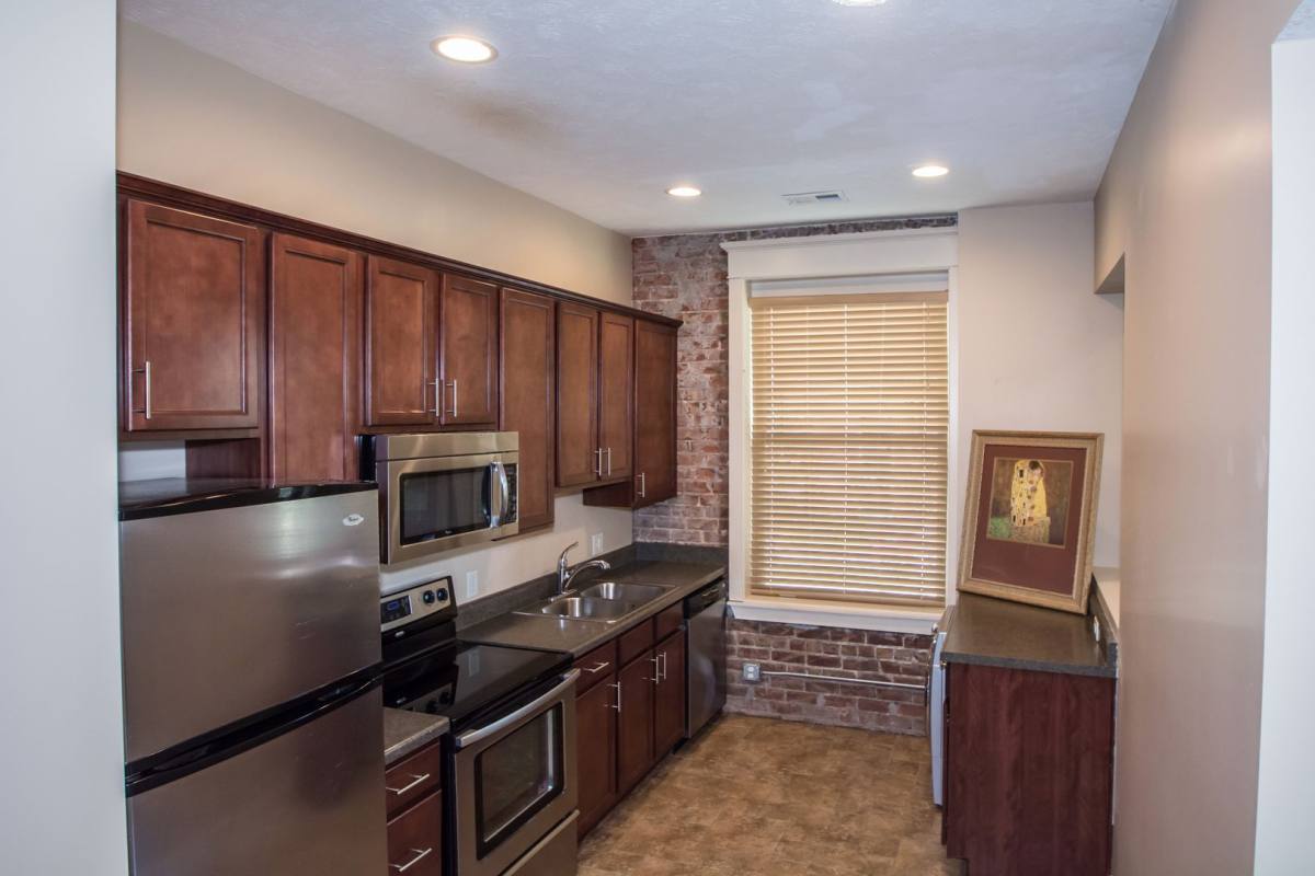 Apartment for rent at 804 Park Ave, Omaha, NE 68105