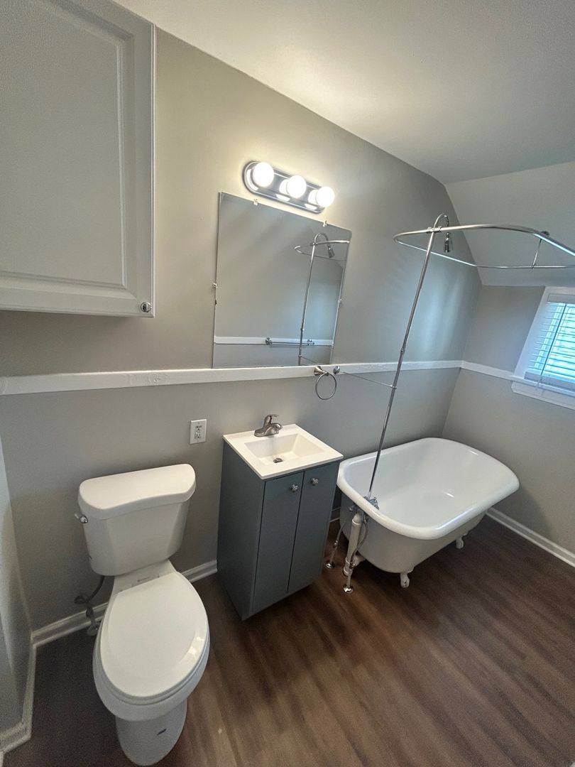Apartment for rent at 1121 Jennette Ave NW, Grand Rapids, MI 49504