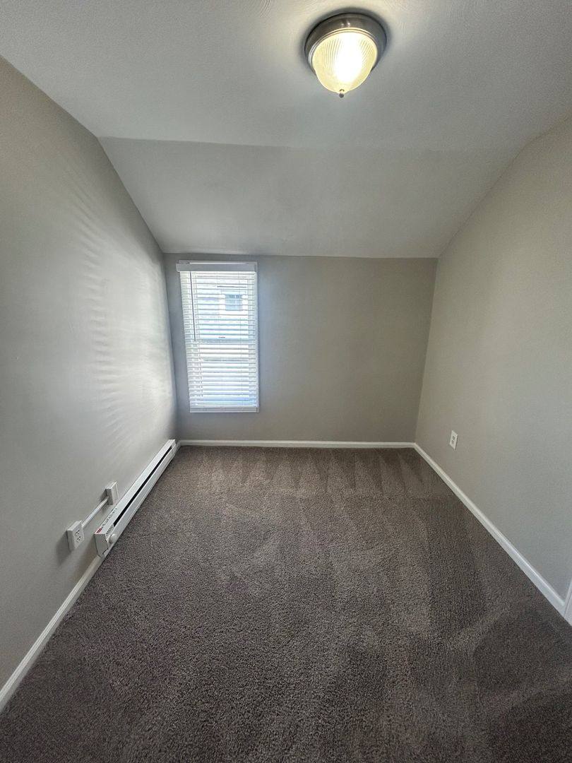 Apartment for rent at 1121 Jennette Ave NW, Grand Rapids, MI 49504