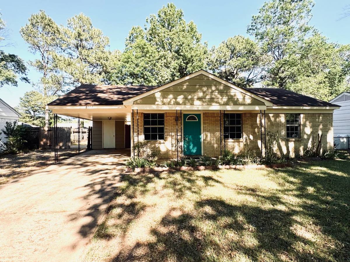 House for rent at 8082 Whitebrook Dr, Southaven, MS 38671