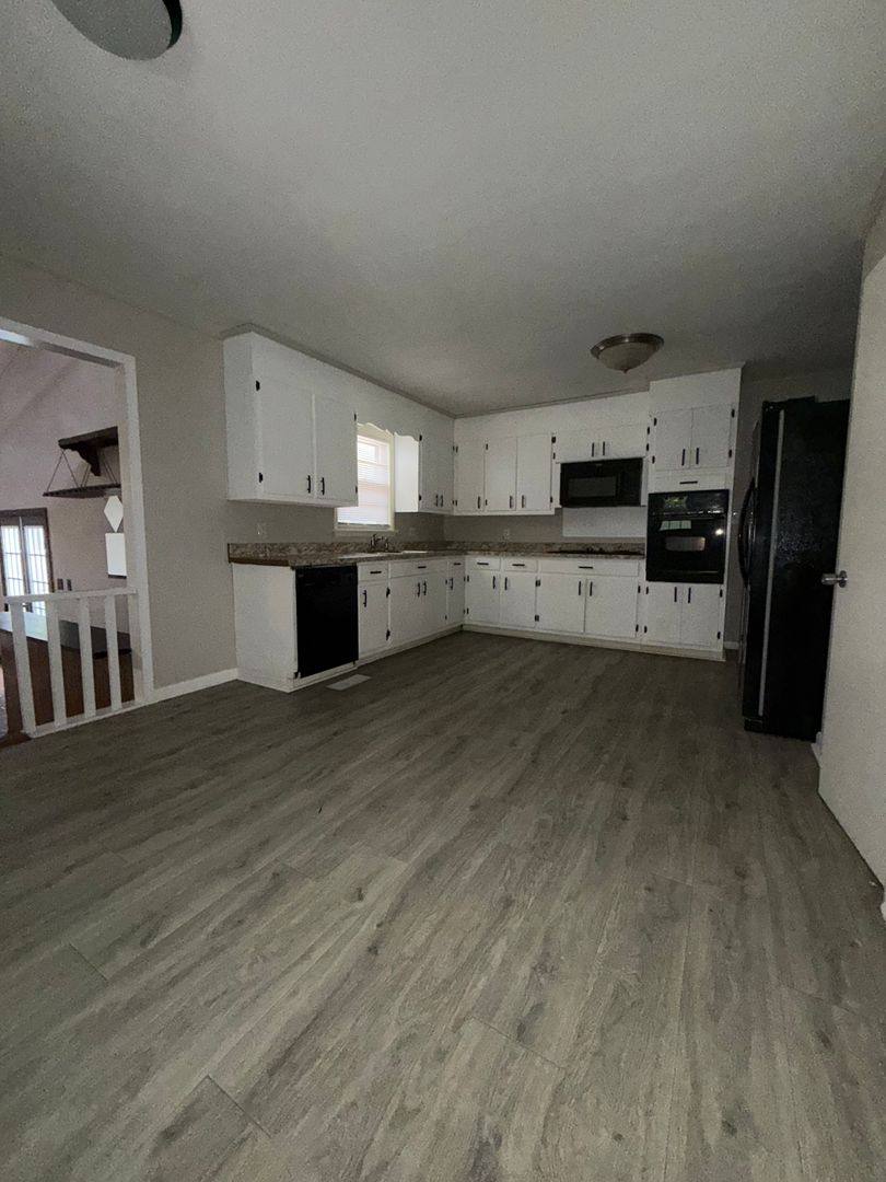 House for rent at 41 Central Lane, Jackson, TN 38305
