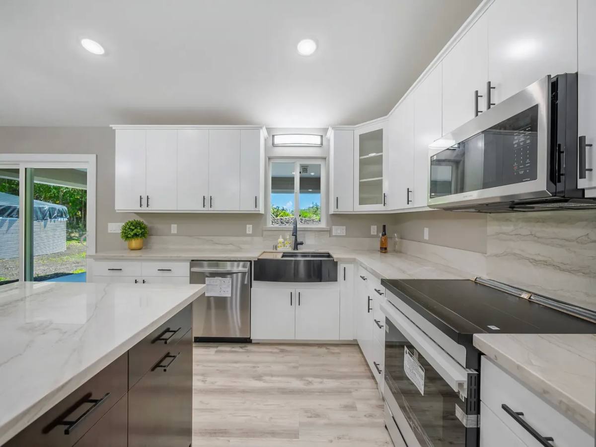 House for rent at 15-2047 9th Ave, Keaau, HI 96749