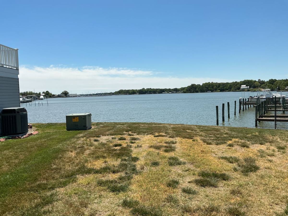 Townhouse for rent at 125 Lynnhaven Court, Colonial Beach, VA 22443