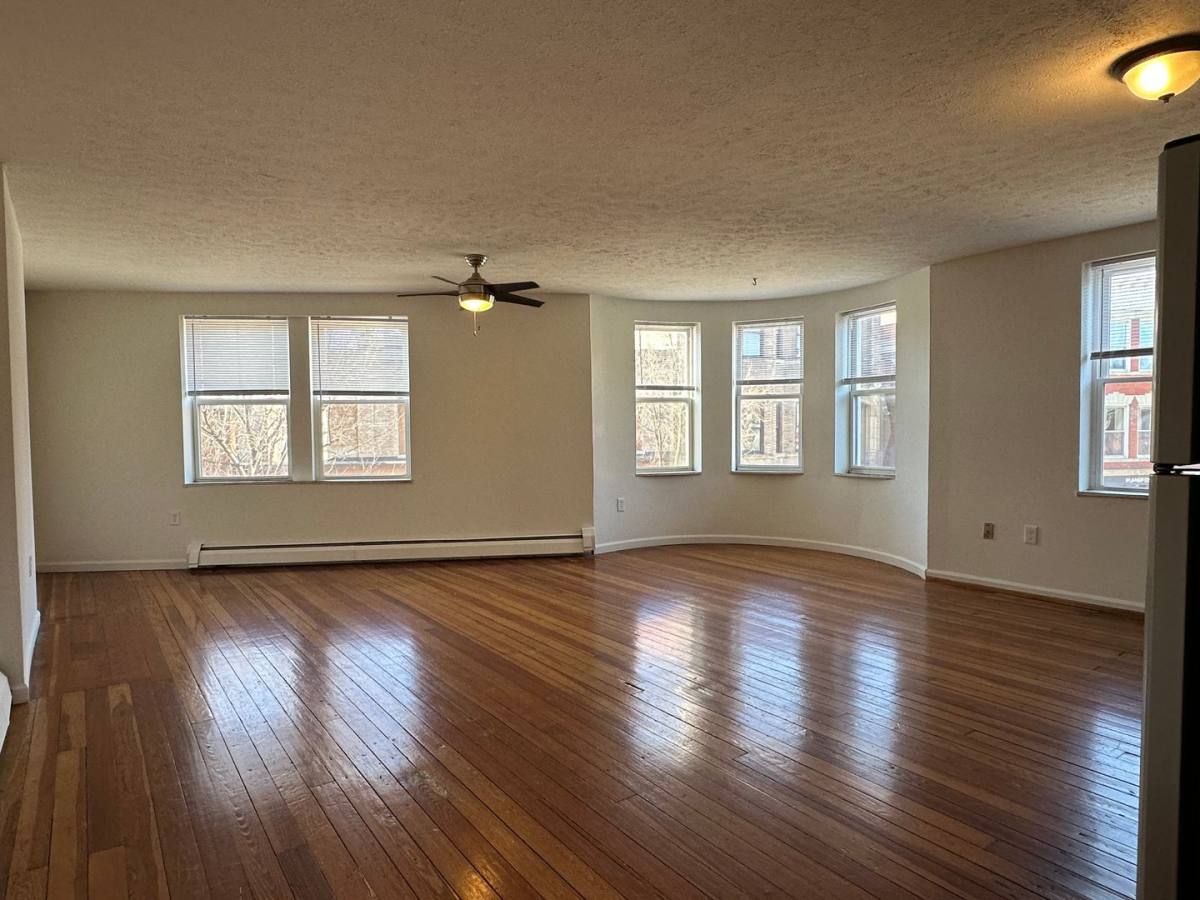 Apartment for rent at 2716 Woodburn Ave, Cincinnati, OH 45206