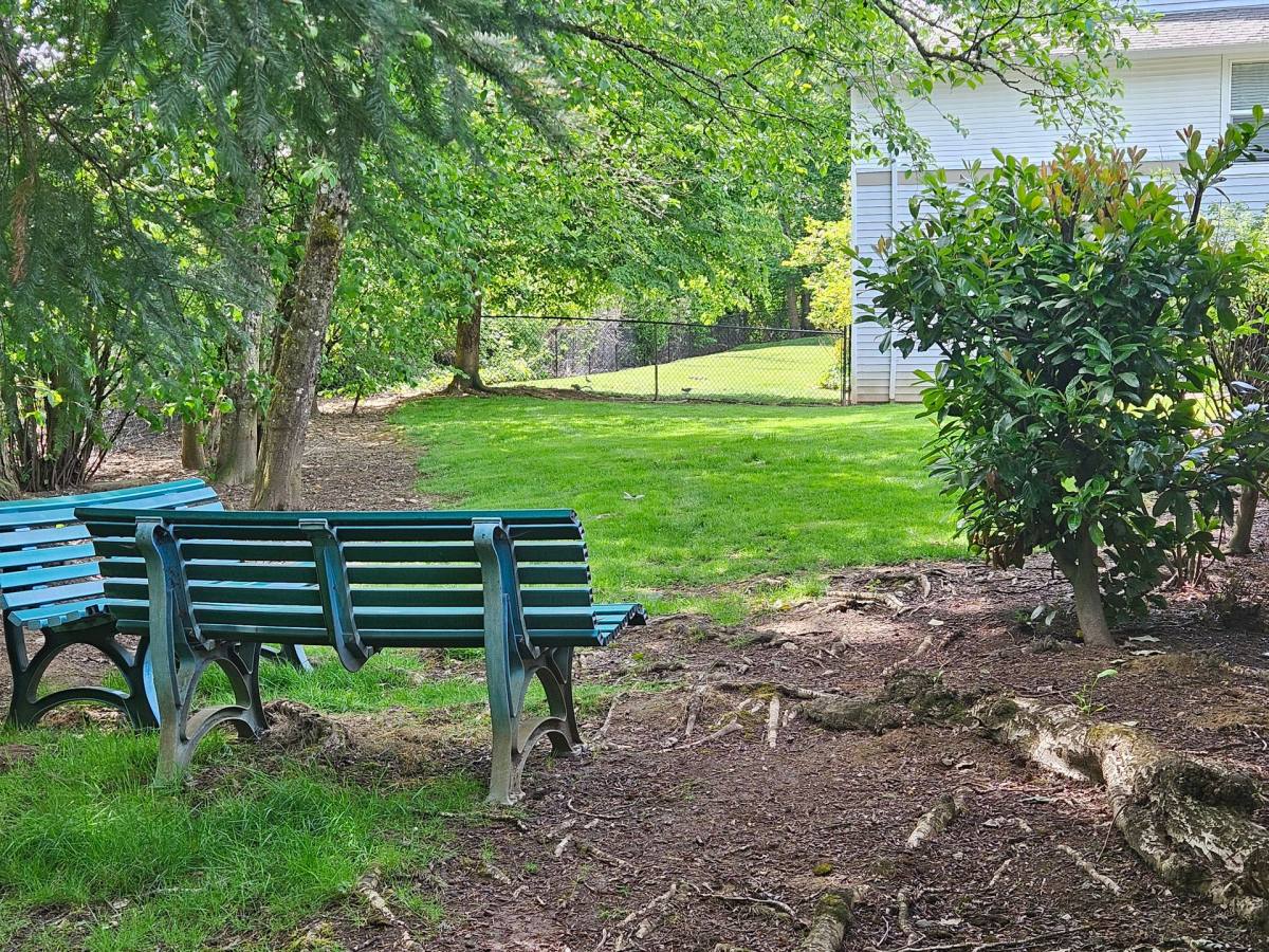 Apartment for rent at 4850 SW 11th St, Gresham, OR 97080
