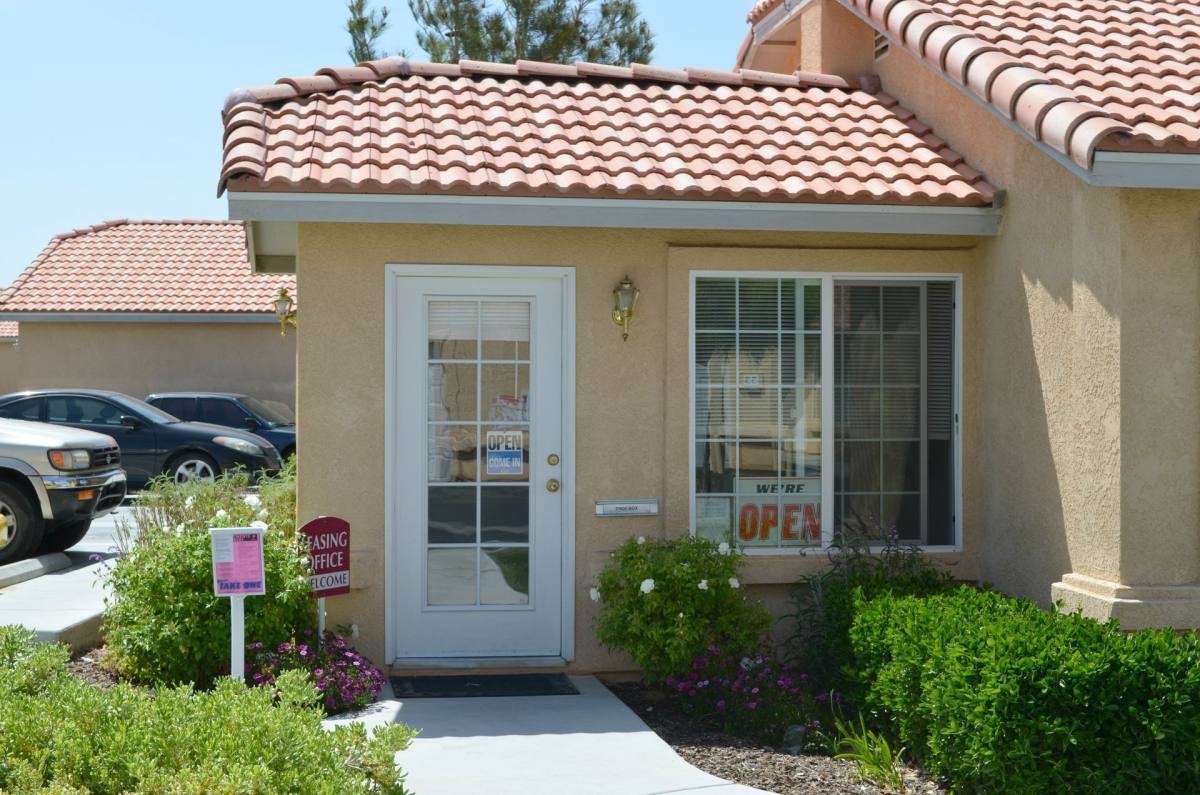Apartment for rent at 17219 Sequoia St, Hesperia, CA 92345
