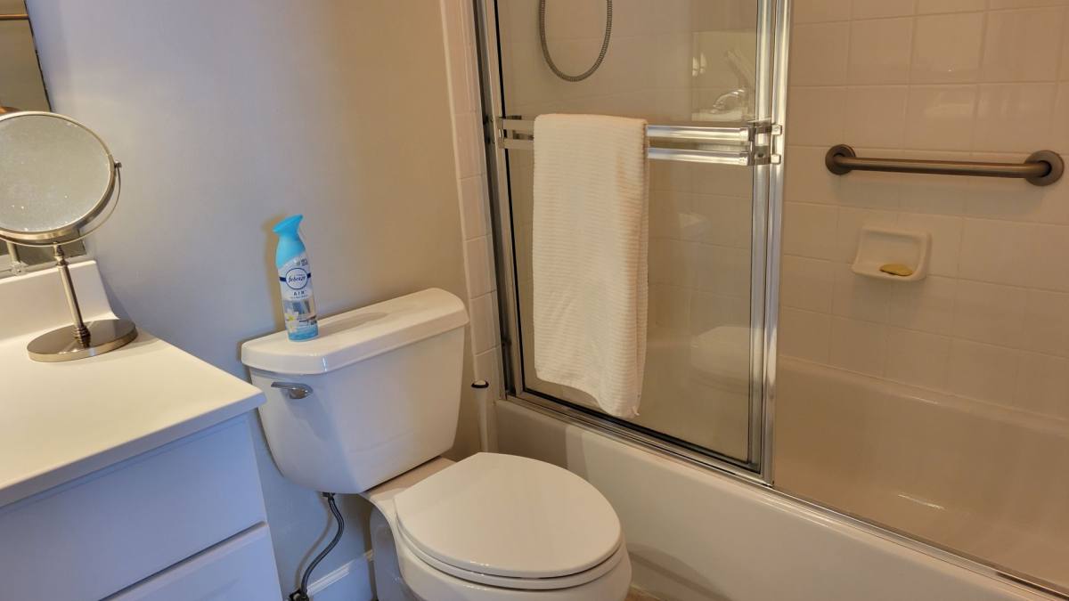 Condo for rent at 750 N Tamiami Trail, Sarasota, FL 34236
