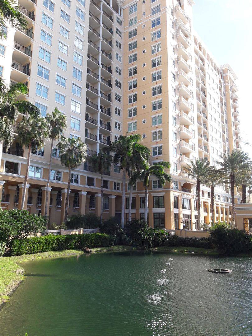 Condo for rent at 750 N Tamiami Trail, Sarasota, FL 34236