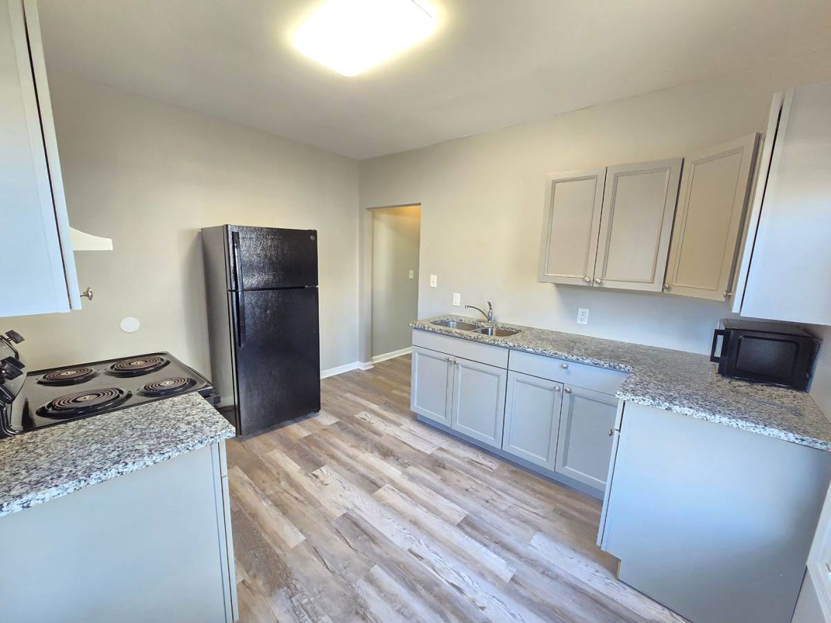 Apartment for rent at 115 N 46th St, Louisville, KY 40212