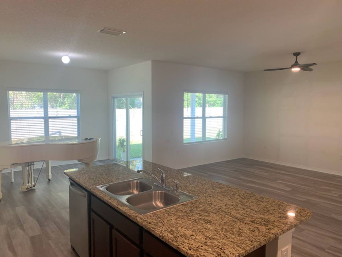 House for rent at 5886 SW 84th St, Gainesville, FL 32608