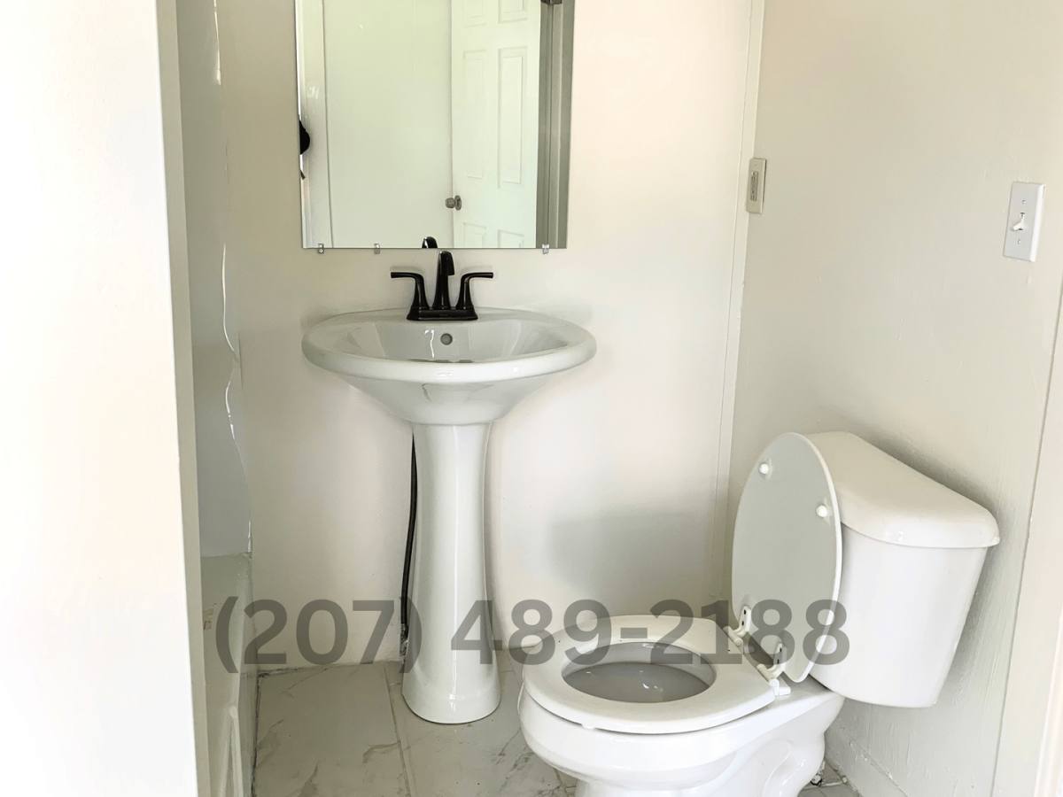 Apartment for rent at 39 High St, Fairfield, ME 04937