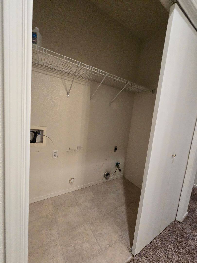 House for rent at 2068 W Merritt St, Hanford, CA 93230