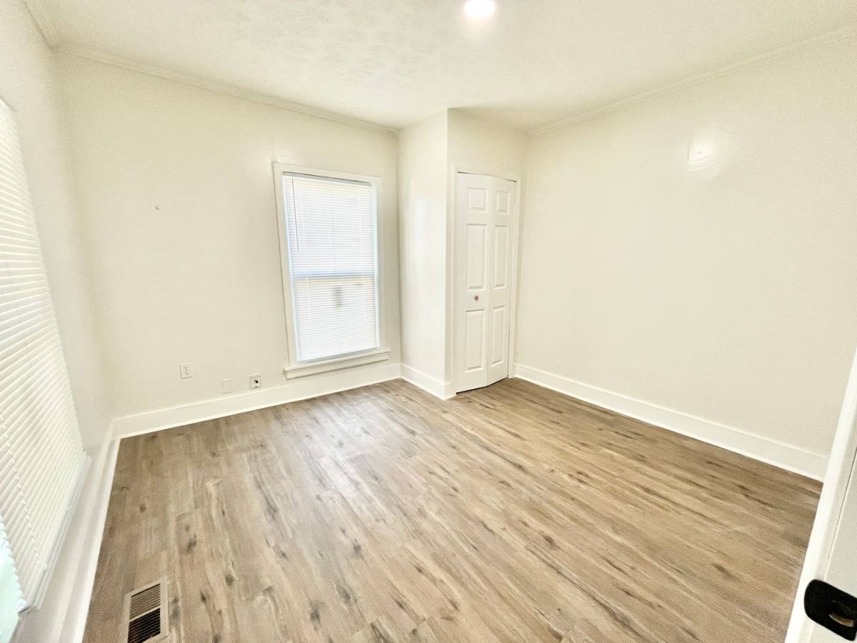House for rent at 1118 Whitney Ave, Louisville, KY 40215
