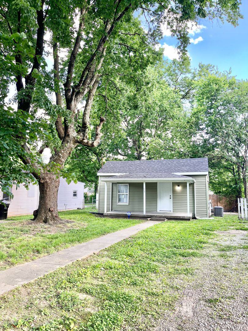 House for rent at 1118 Whitney Ave, Louisville, KY 40215