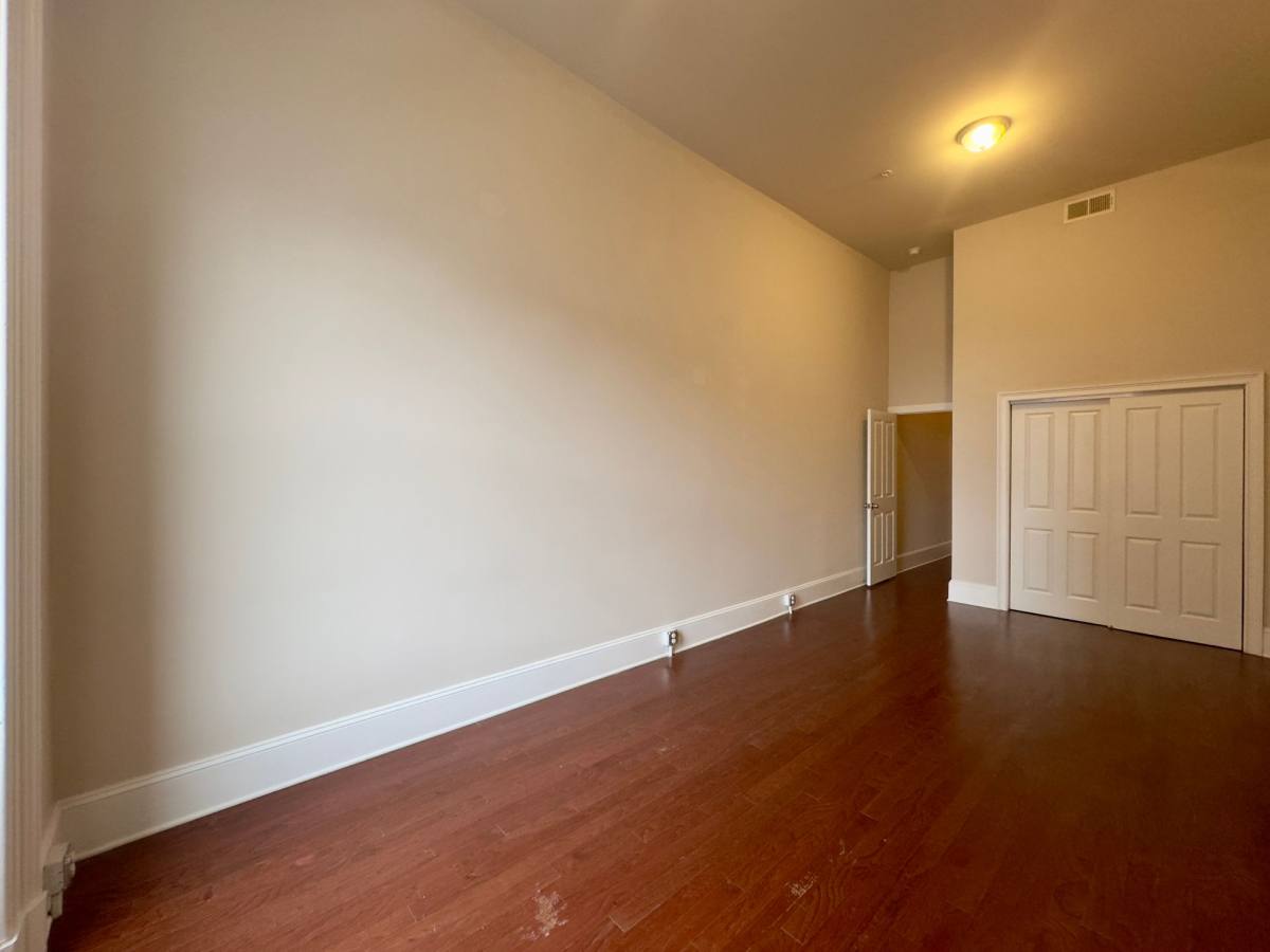 Apartment for rent at 505 Park Ave, Baltimore, MD 21201