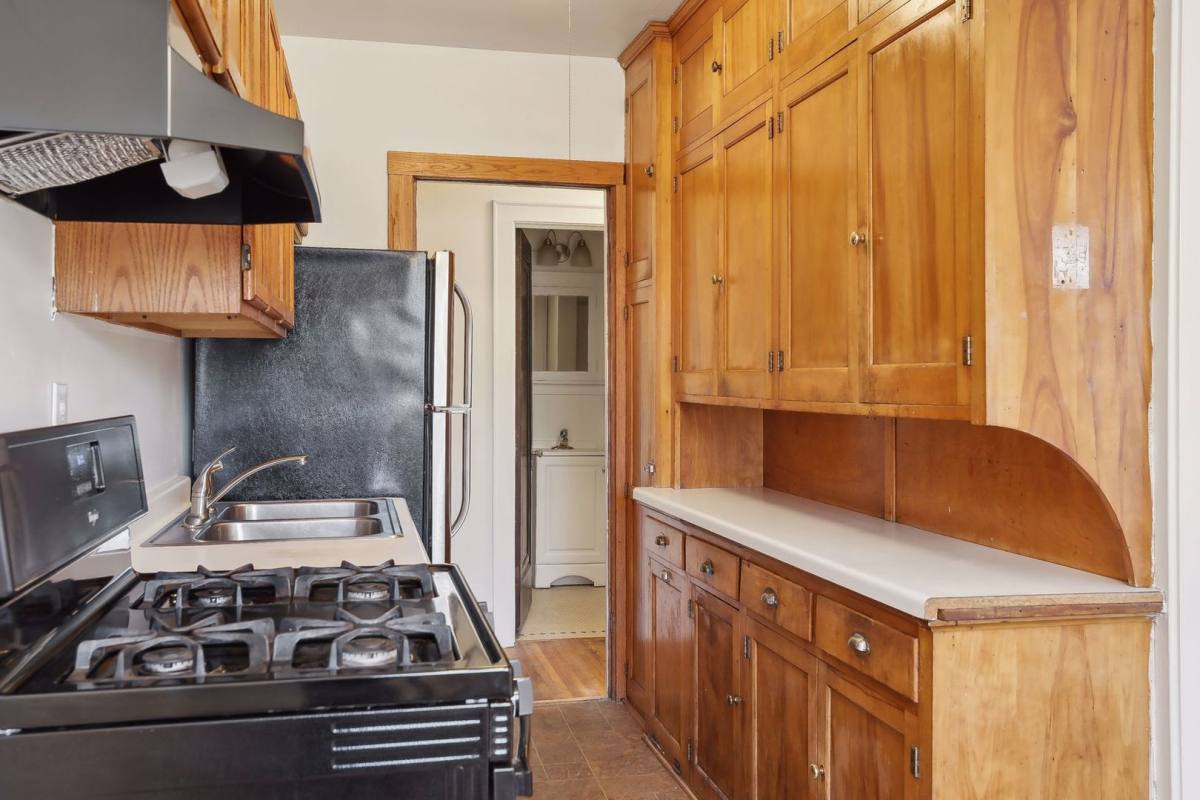 Apartment for rent at 3004 Ottawa Ave S, Minneapolis, MN 55416