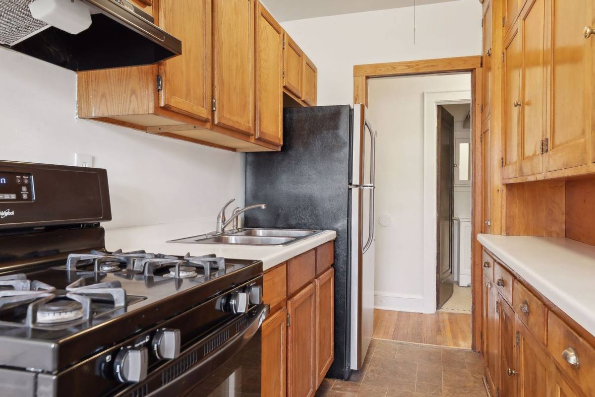 Apartment for rent at 3004 Ottawa Ave S, Minneapolis, MN 55416