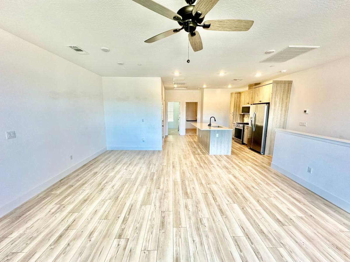 House for rent at 580 N Adler Lane, Clovis, CA 93611