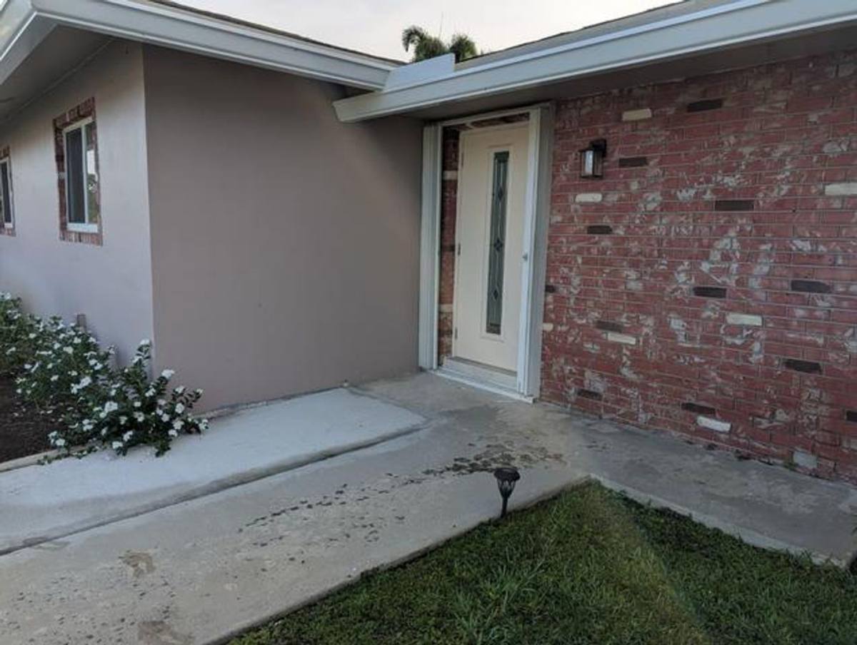 House for rent at 22776 Neptune Rd, Boca Raton, FL 33428