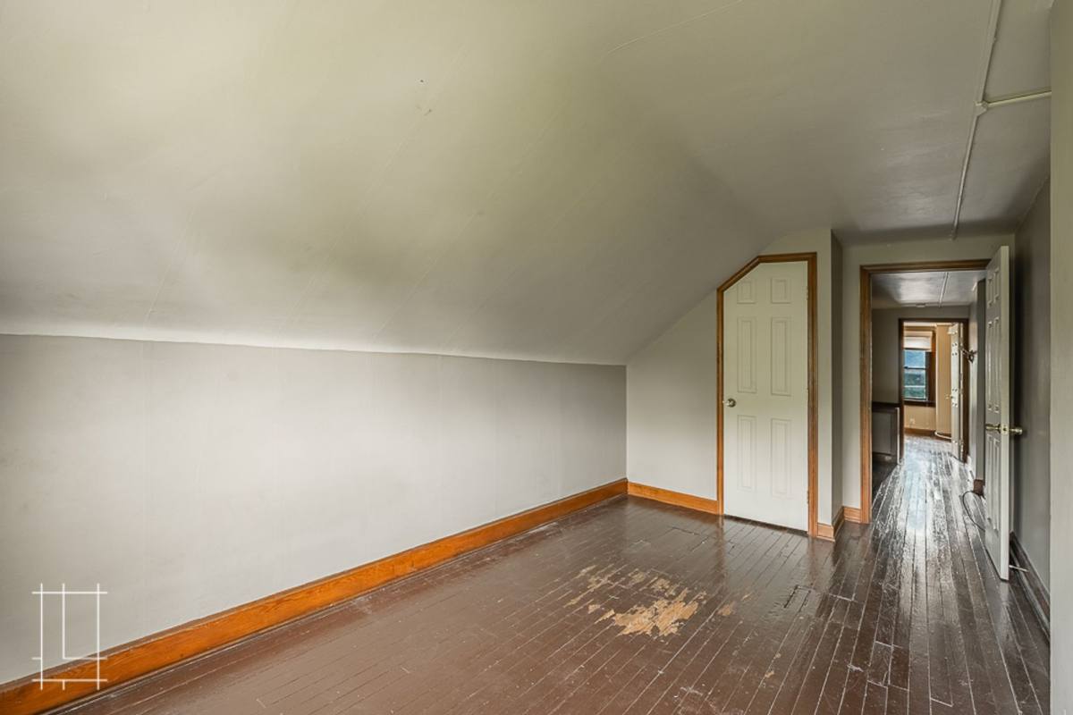 Apartment for rent at 2066 N 4th St, Columbus, OH 43201