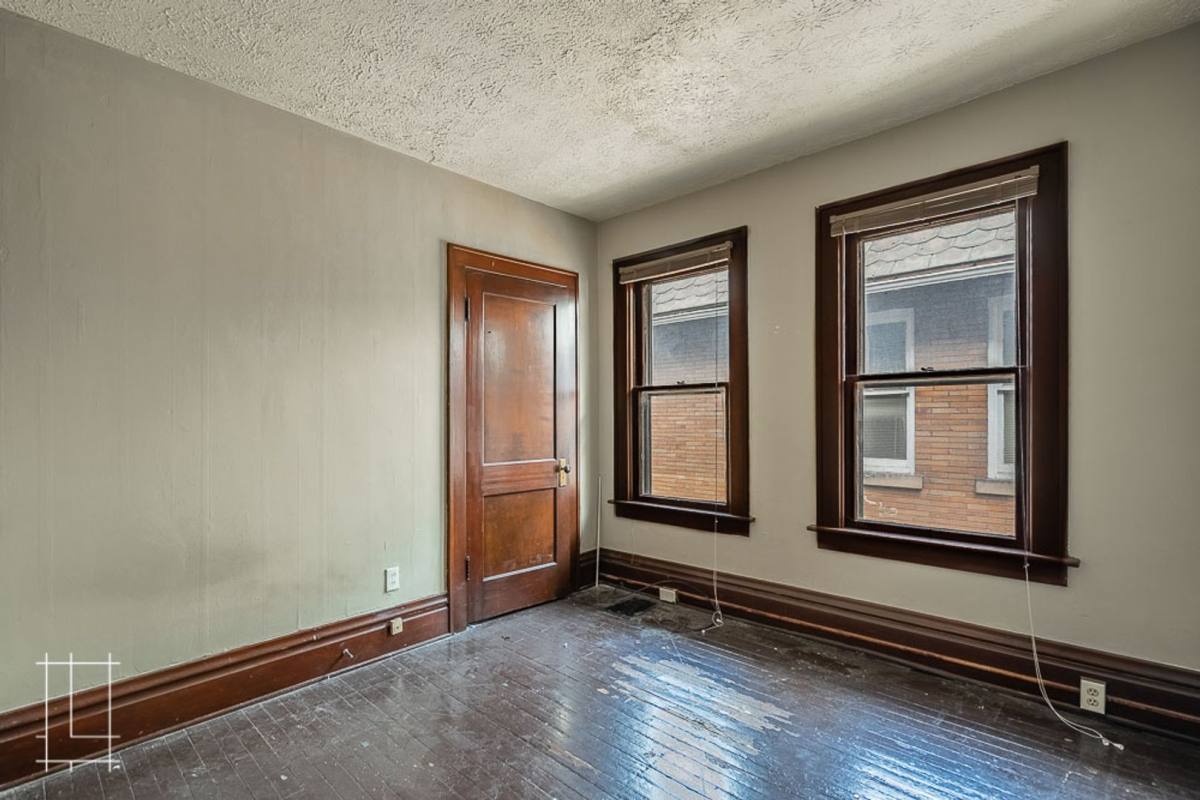 Apartment for rent at 2066 N 4th St, Columbus, OH 43201