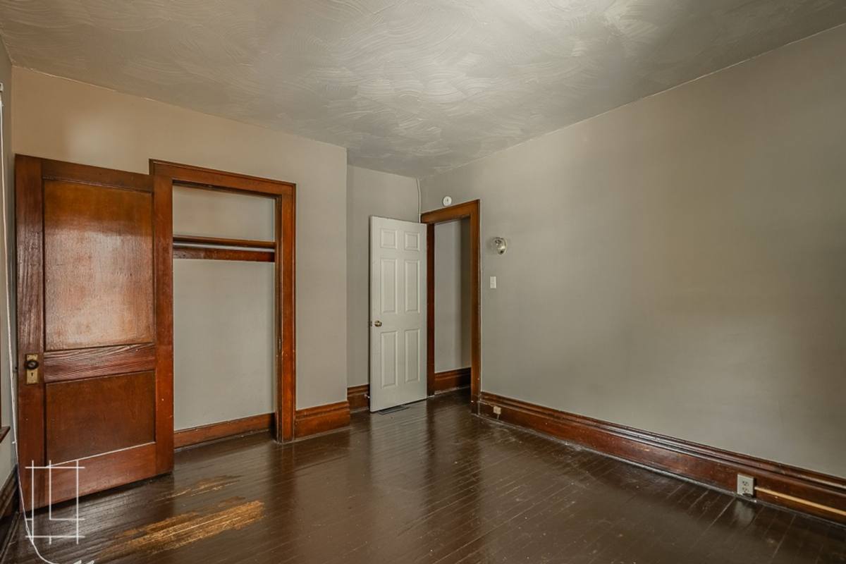 Apartment for rent at 2066 N 4th St, Columbus, OH 43201