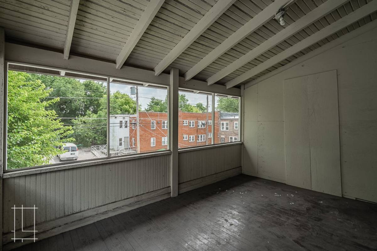 Apartment for rent at 2066 N 4th St, Columbus, OH 43201