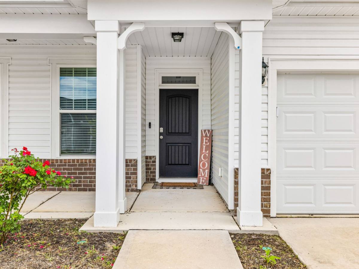 House for rent at 842 Tuscarora Trail, Jacksonville, NC 28546