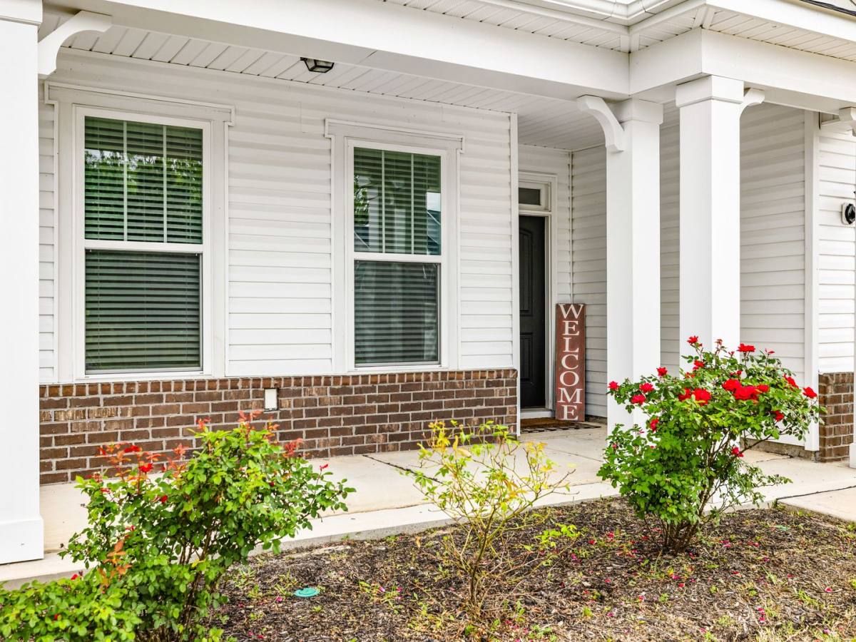 House for rent at 842 Tuscarora Trail, Jacksonville, NC 28546