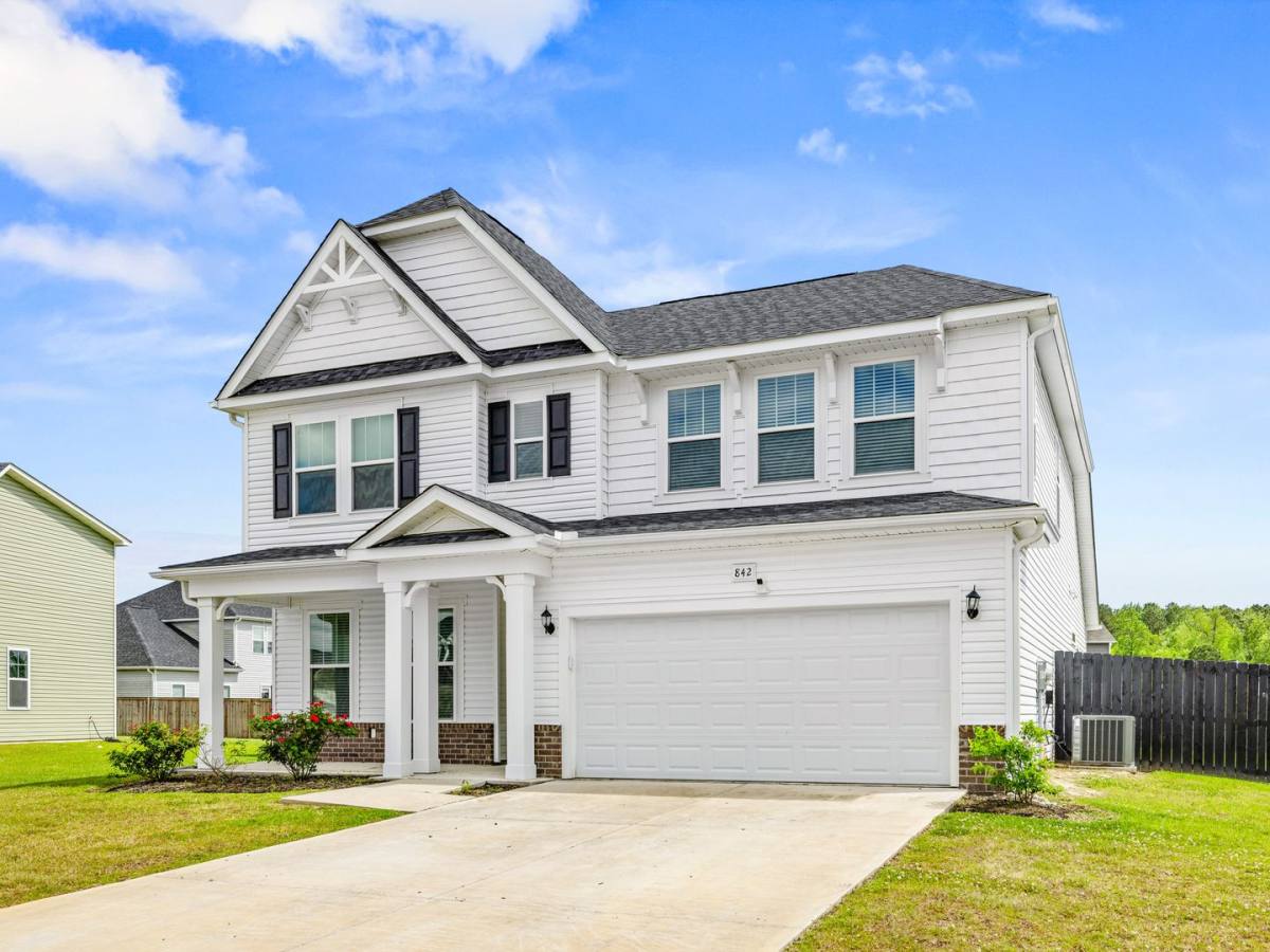House for rent at 842 Tuscarora Trail, Jacksonville, NC 28546