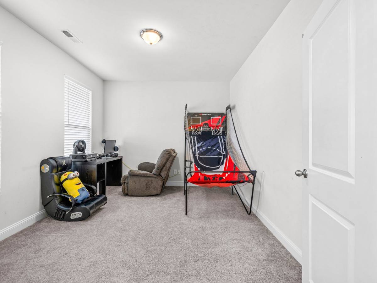 House for rent at 842 Tuscarora Trail, Jacksonville, NC 28546