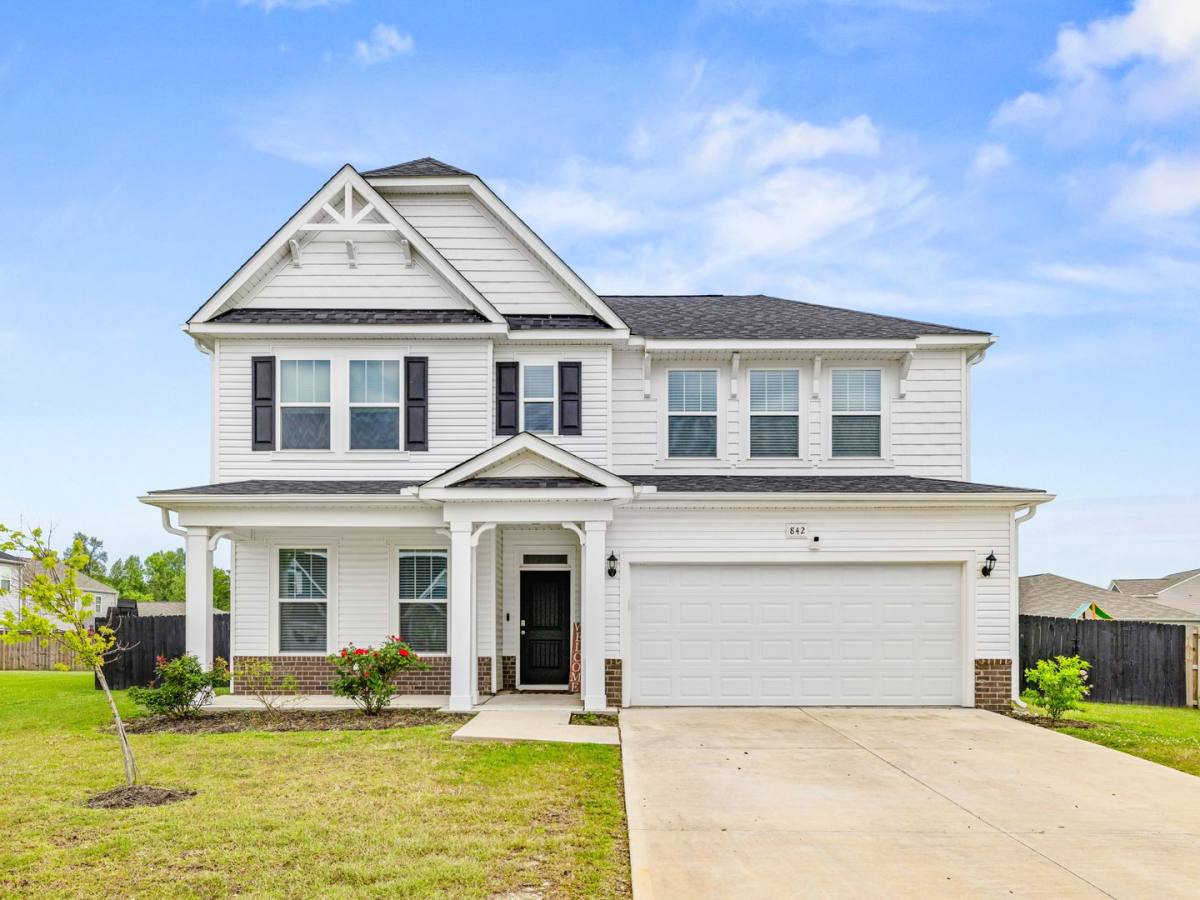 House for rent at 842 Tuscarora Trail, Jacksonville, NC 28546