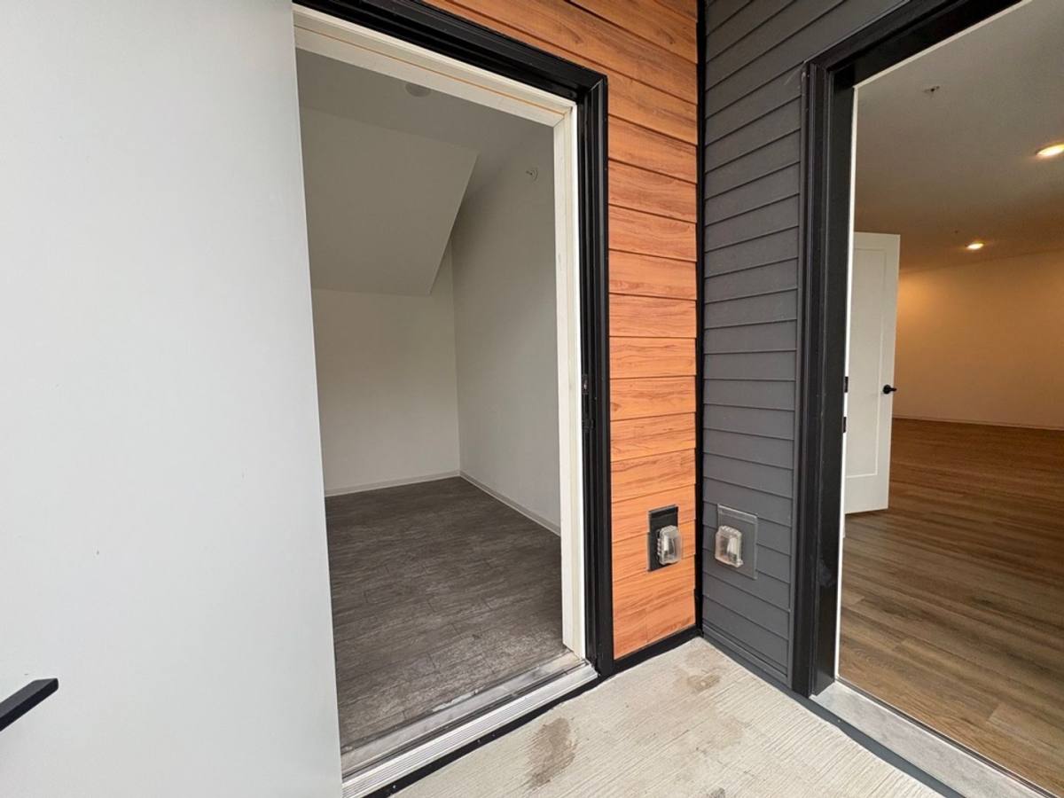 Apartment for rent at 6101 Nieman Rd, Shawnee, KS 66203