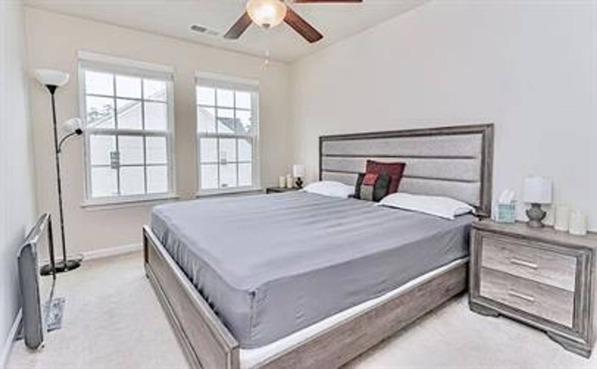 Townhouse for rent at 4 Glenside Dr, Greenville, SC 29607