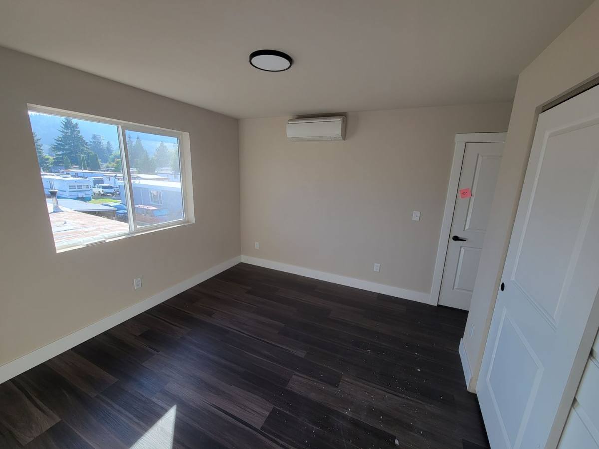 Townhouse for rent at 152 Allison Ave, Sutherlin, OR 97479