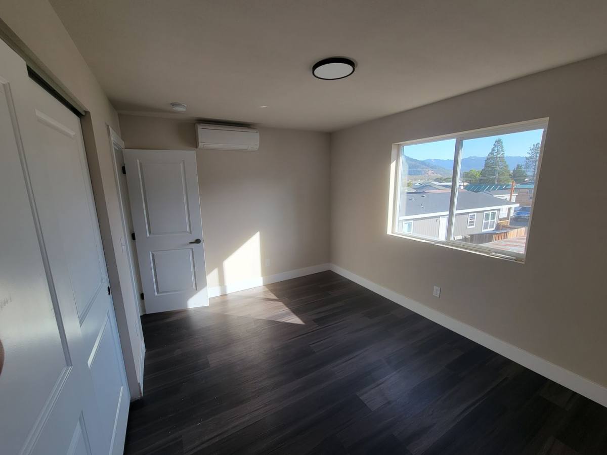 Townhouse for rent at 152 Allison Ave, Sutherlin, OR 97479