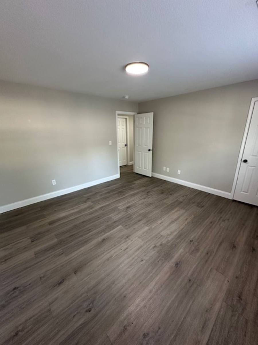 Townhouse for rent at 3425 Kentucky Ave, Charlotte, NC 28216