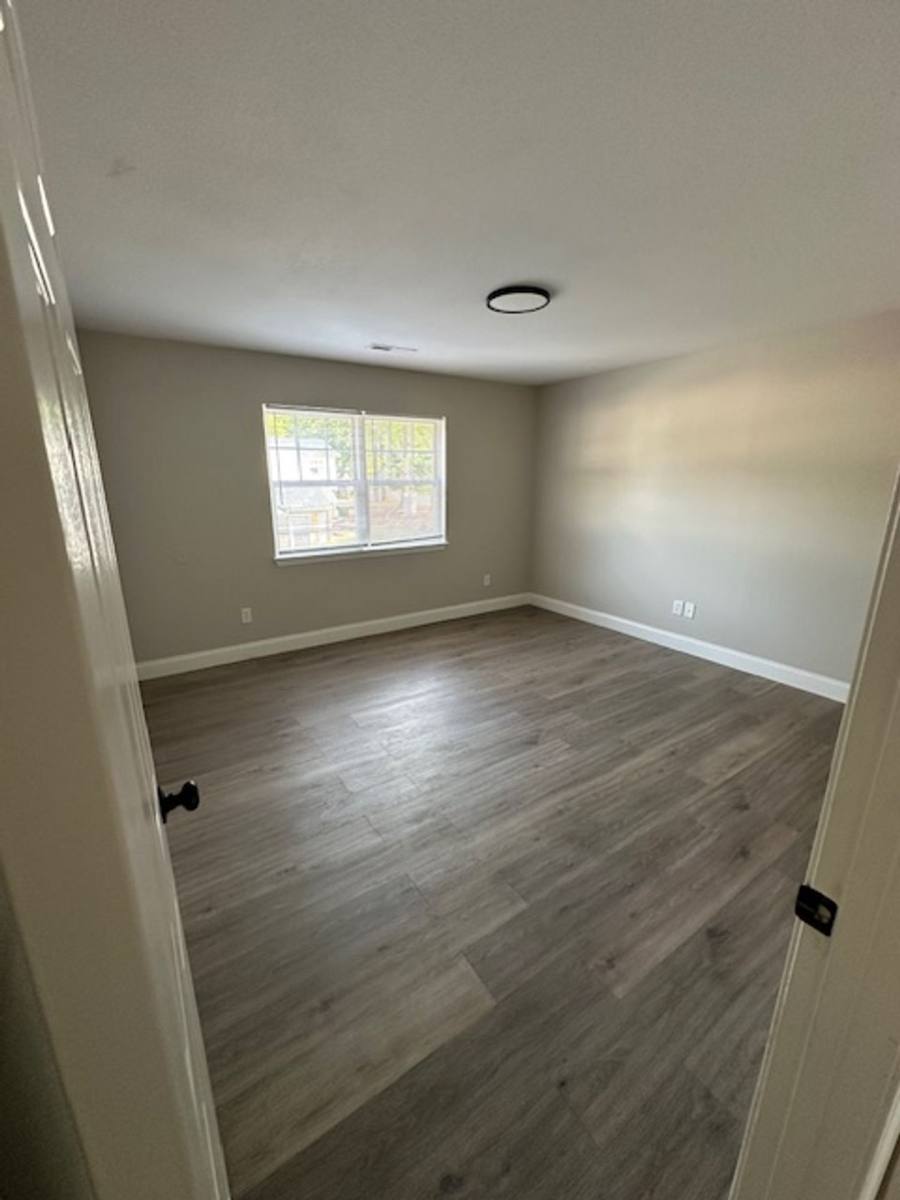 Townhouse for rent at 3425 Kentucky Ave, Charlotte, NC 28216