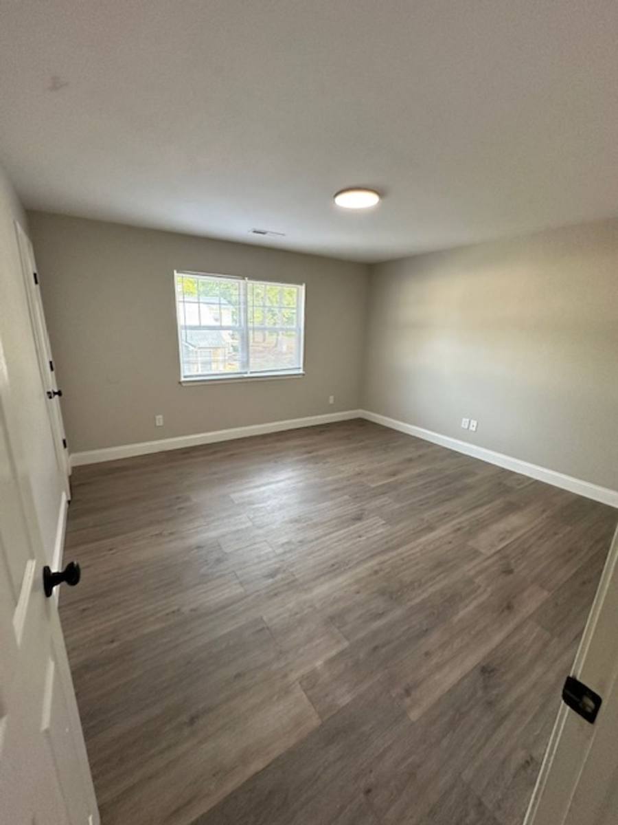 Townhouse for rent at 3425 Kentucky Ave, Charlotte, NC 28216