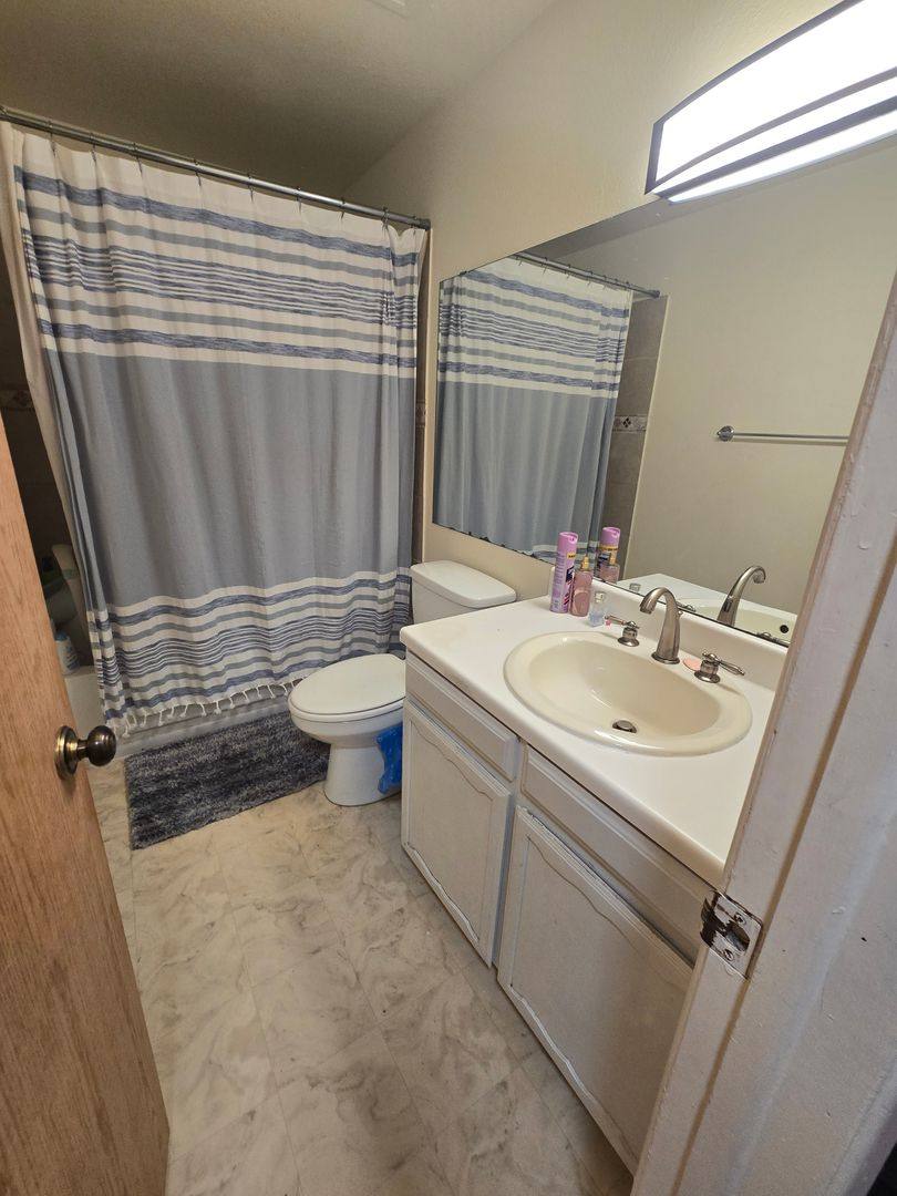 Townhouse for rent at 317 Emery Dr, Longmont, CO 80501