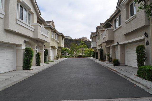 Townhouse for rent at 10398 Scripps Poway Parkway, San Diego, CA 92131