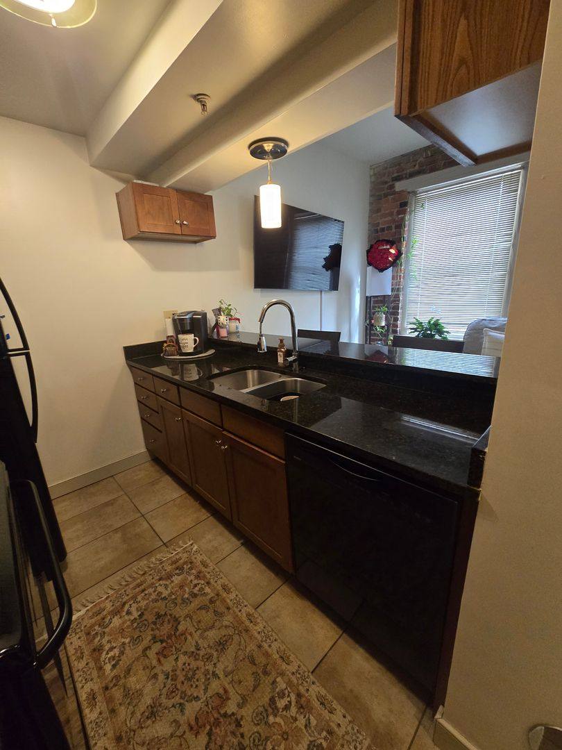 Apartment for rent at 2006 E Franklin St, Richmond, VA 23223