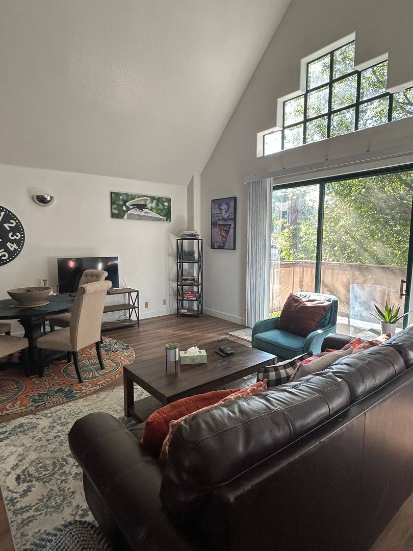 Apartment for rent at 180 E 9th Ave, Chico, CA 95926