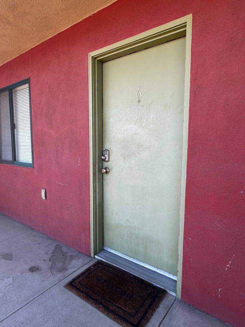 Apartment for rent at 180 E 9th Ave, Chico, CA 95926
