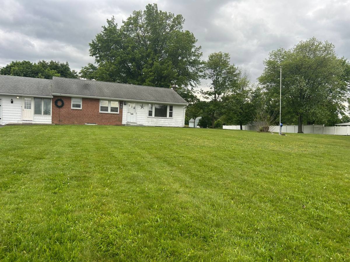 House for rent at 1968 Lehman Rd, Chambersburg, PA 17202