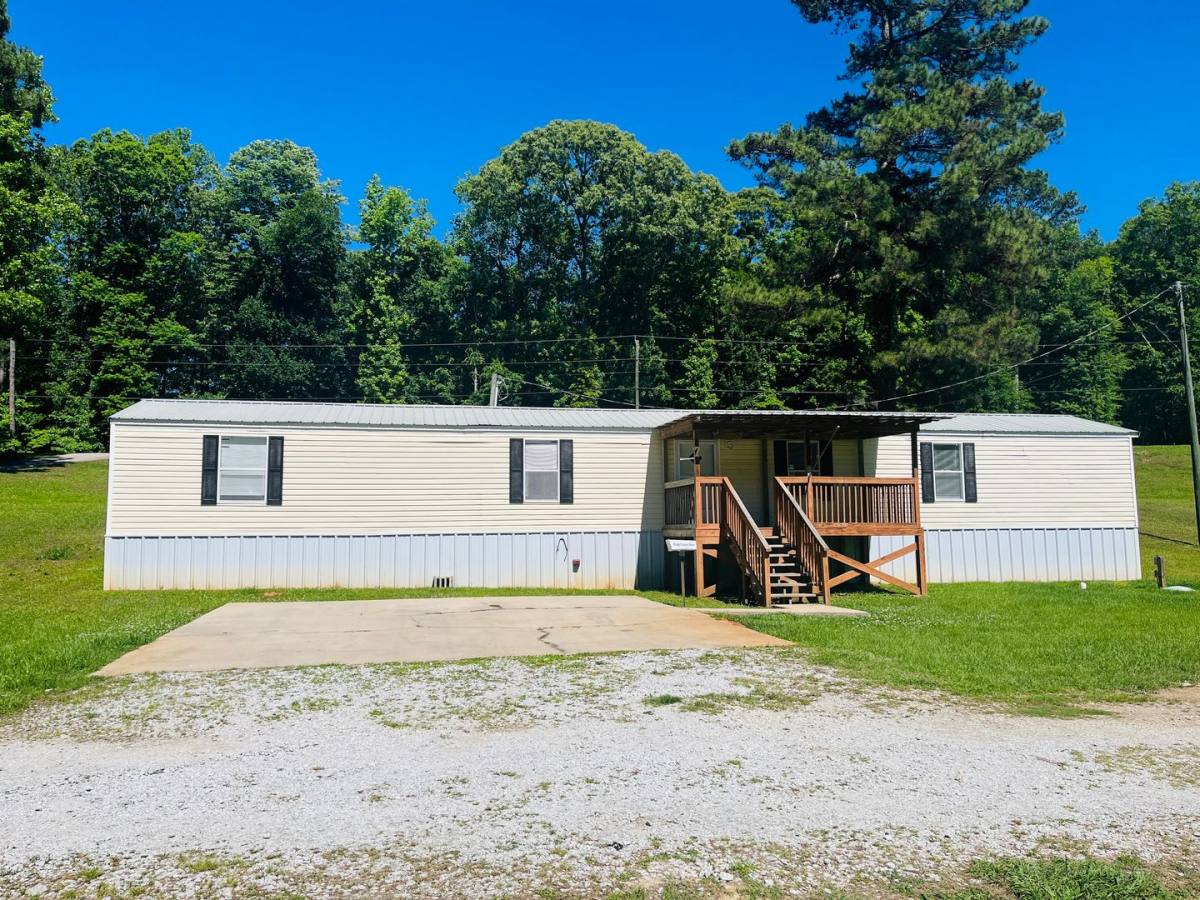 House for rent at 4011 Mooty Bridge Rd, Lagrange, GA 30240