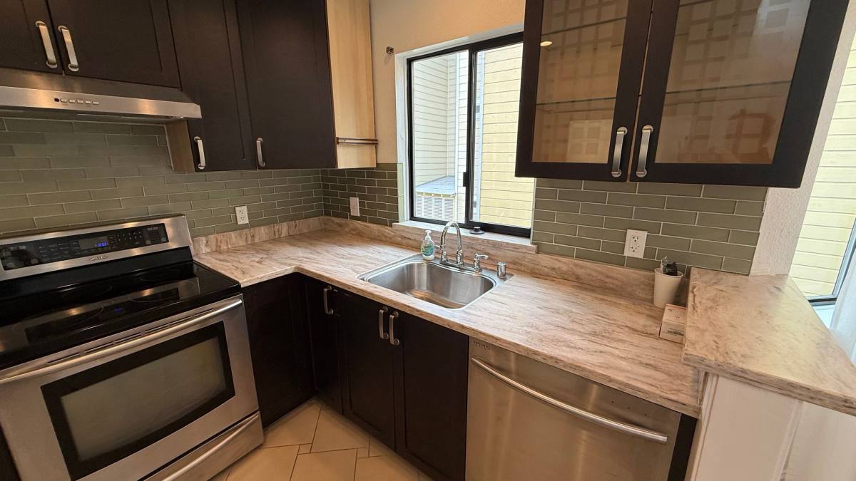 Apartment for rent at 1415 Eddy St, San Francisco, CA 94115