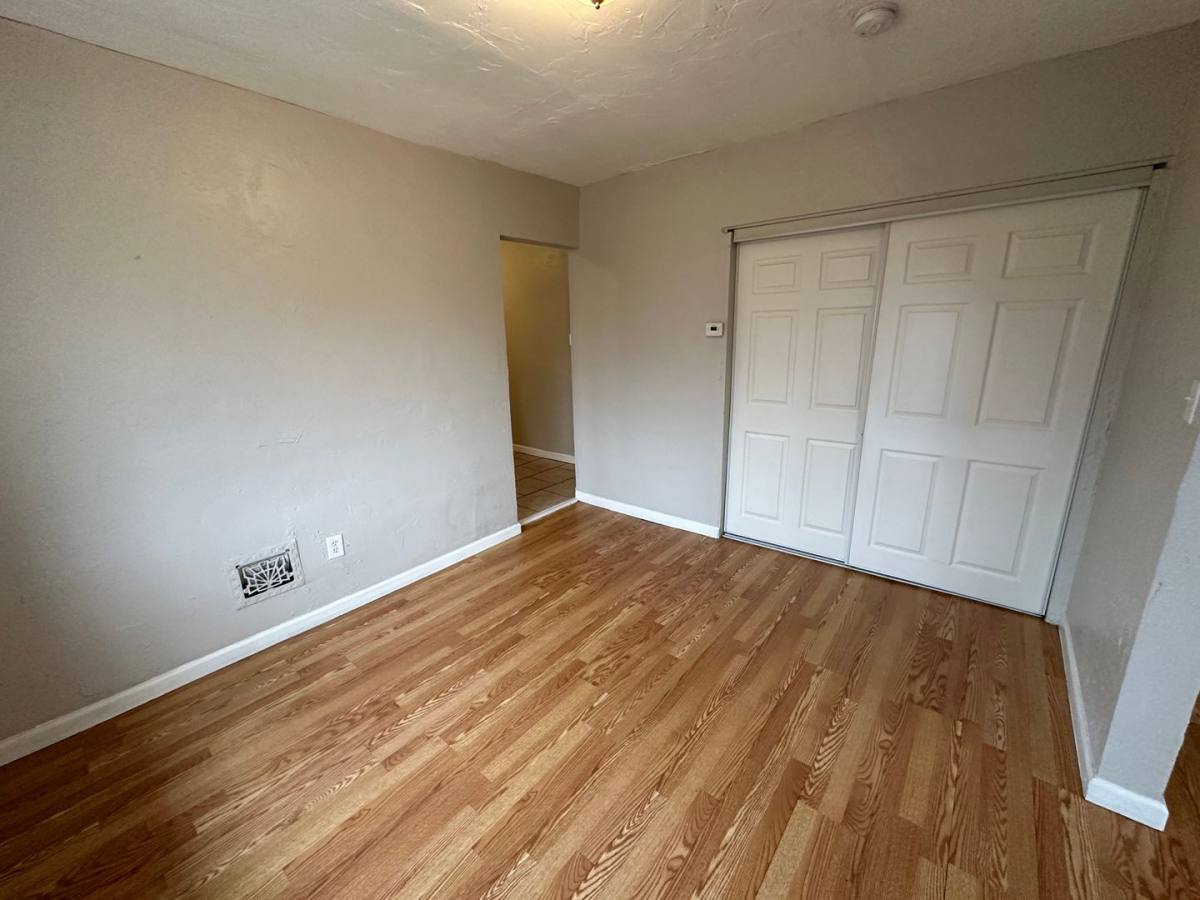 Apartment for rent at 1195 Belrue Ave, Saint Louis, MO 63130