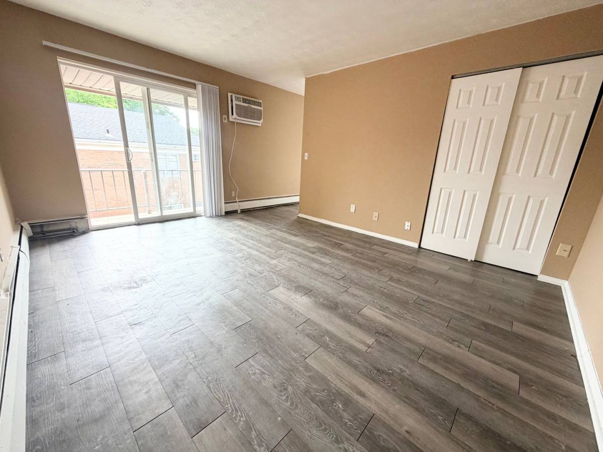 Apartment for rent at 2457 Montana Ave, Cincinnati, OH 45211