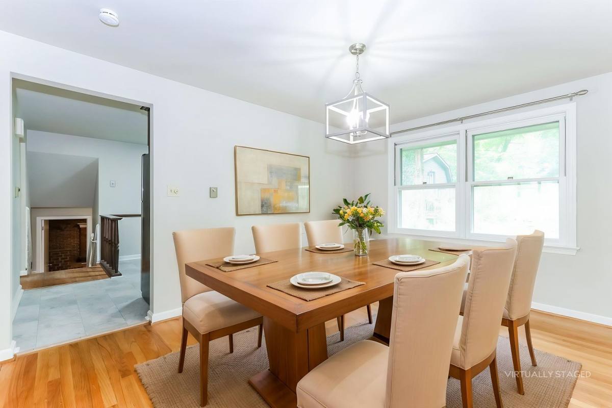 House for rent at 934 Village Rd, Lancaster, PA 17602